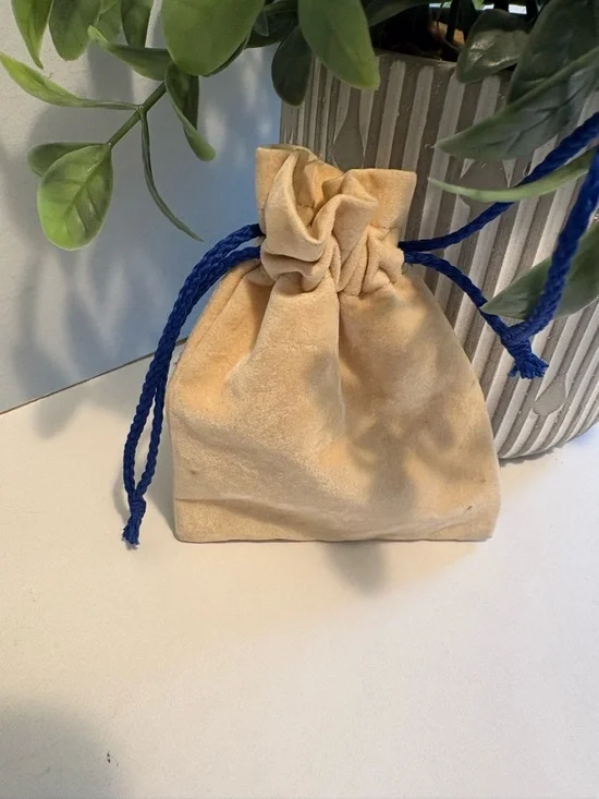 Louis Vuitton Empty Dust Bag - Picture 2 of 3